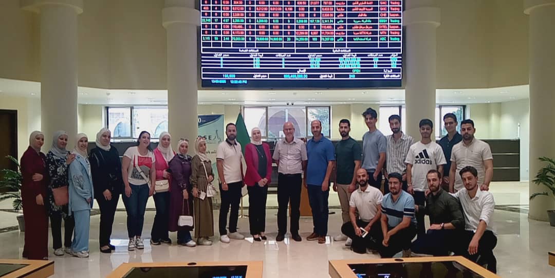زيارة ميدانية لطلاب من مؤسسة سند التنموية إلى مقر السوق